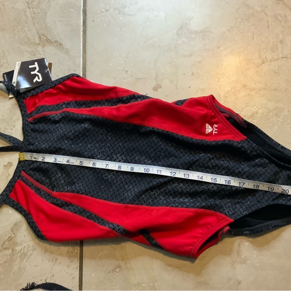 TYR DIAMONDFIT RACING SWIMSUIT NWT - Picture 7 of 9
